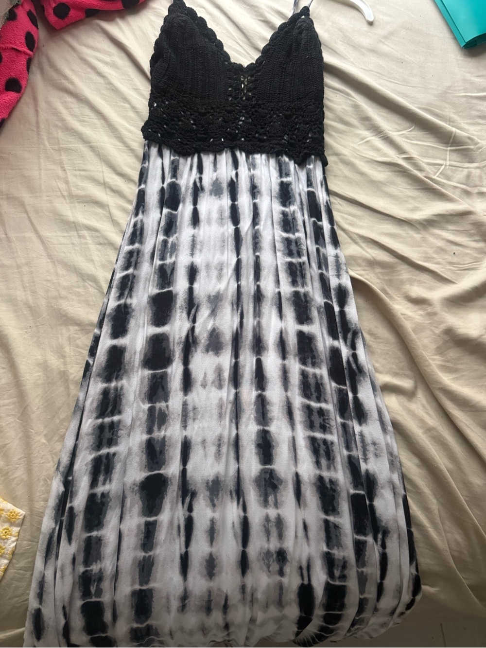 crochet top Women’s Black & White Tie-Dye dress